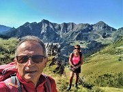 30 Selfie  verso la costiera dei monti della conca di S. Simone-Baita del Camoscio 